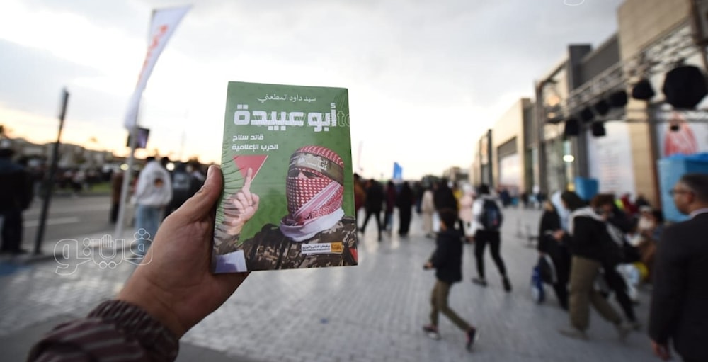 Abou Obeida… le chef de l’aile de la guerre psychologique du Hamas, par la parole et le masque.