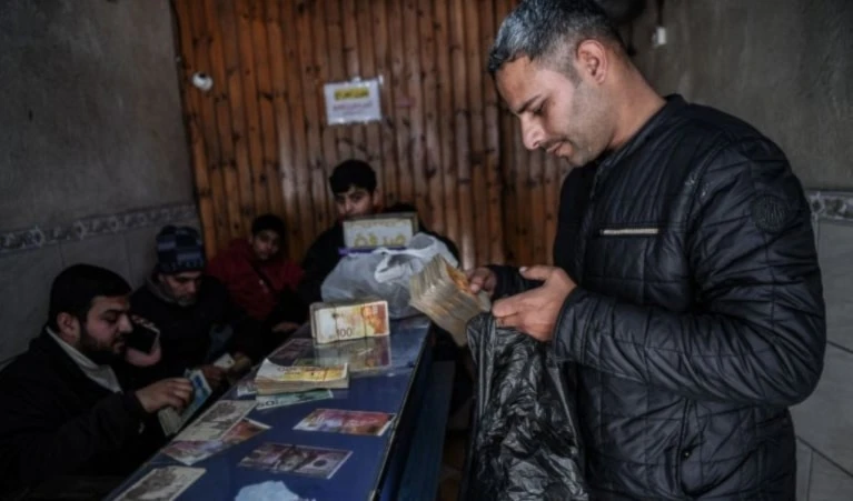 Monnaie numérique à Gaza : une tutelle économique